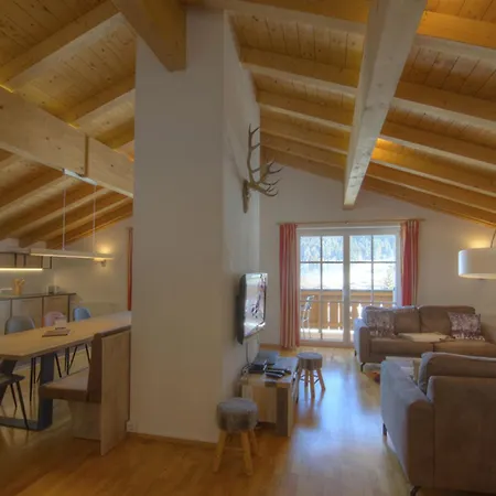 Apartmán Penthouse Alpinresort Oben 14 By Interhome